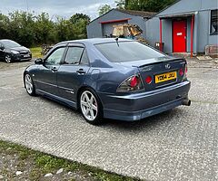 2004 Lexus IS 200