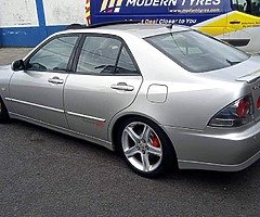 2005 Lexus IS200 - Image 5/5