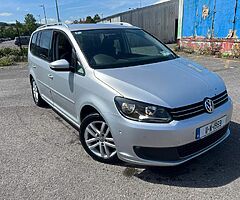 Volkswagen Touran 2011 1.6 TDi 7 Seater