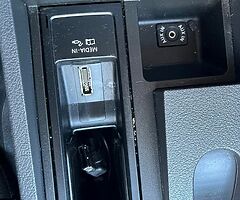 Volkswagen Touran 2011 1.6 TDi 7 Seater - Image 7/9