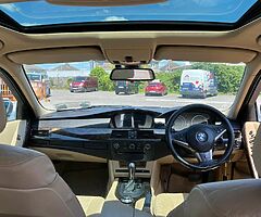 BMW 520i 2005 Ncted & taxed - Image 4/8