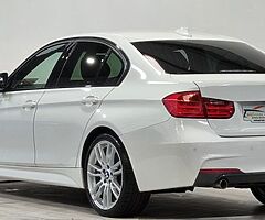 2015 BMW 3 SERIES M-SPORT - Image 9/10