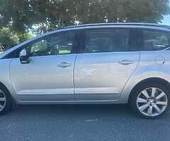 Peugeot 5008 2004(141) 7 seater high spec - Image 4/10
