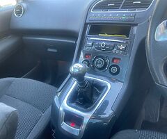 Peugeot 5008 2004(141) 7 seater high spec - Image 9/10