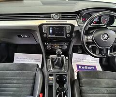 2015 VOLKSWAGEN PASSAT - Image 9/10