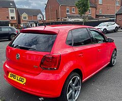 2010 Volkswagen Polo - Image 3/5