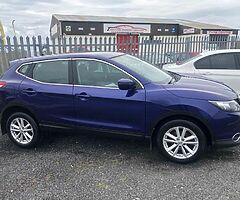2015 NISSAN QASHQAI