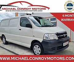 2010 TOYOTA HIACE