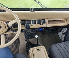 Jeep Wrangler YJ 1990 - Image 10/10