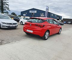 2017 Vauxhall Astra... 1.6 CDTi... One Owner... - Image 4/10