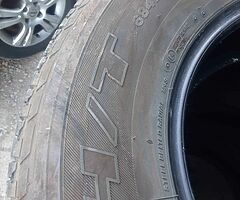 255 70r16 Bridgestone tyres - Image 3/4