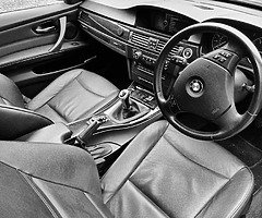 BMW 318D 2009 - Image 4/7