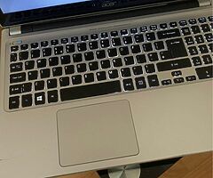 Acer Touch screen laptop - Image 6/10