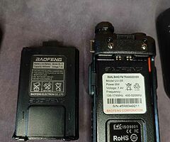 BAOFENG UV-5R Extra Long Range Professional Walkie Talkies Two Way Handheld Radios - Image 4/10