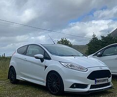 2013 Ford Fiesta ST180