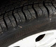 15" Alloy Wheels. 4 stud. - Image 3/5