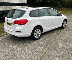 2014 Vauxhall Astra - Image 3/4