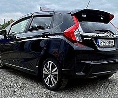 HONDA FIT 2015 AUTOMATIC SPORTS PACKAGE - Image 3/10