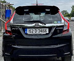 HONDA FIT 2015 AUTOMATIC SPORTS PACKAGE - Image 4/10