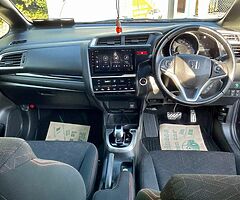 HONDA FIT 2015 AUTOMATIC SPORTS PACKAGE - Image 8/10