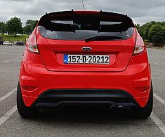 2015 Ford Fiesta - Image 4/10