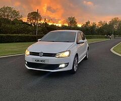 2014 Volkswagen Polo - Image 4/7