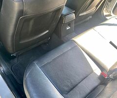 2010 BMW X1 - Image 4/9