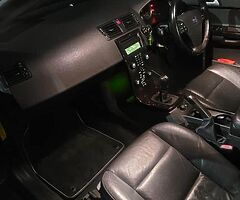 Volvo S40 2lt diesel - Image 5/9
