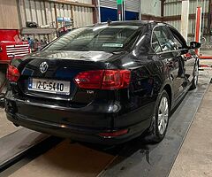 Volkswagen Jetta 2012 - Image 4/10