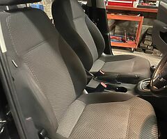 Volkswagen Jetta 2012 - Image 6/10
