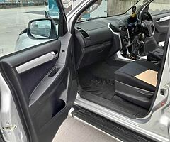 Isuzu Dmax - Image 4/6
