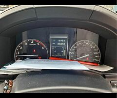 Isuzu Dmax - Image 5/6