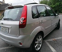 Ford Fiesta 1.4 diesel 2008 - Image 6/10