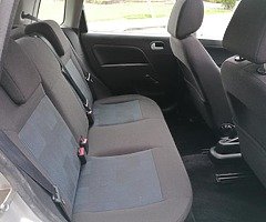 Ford Fiesta 1.4 diesel 2008 - Image 9/10