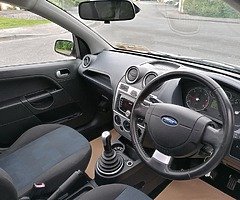 Ford Fiesta 1.4 diesel 2008 - Image 10/10