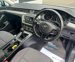 2016 Volkswagen Passat - Image 5/10