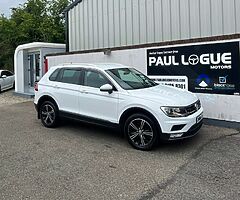2017 Volkswagen Tiguan - Image 3/10