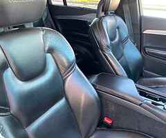 2015 Volvo XC90 2.0 D5 INSCRIPTION EURO 6 - Image 9/10