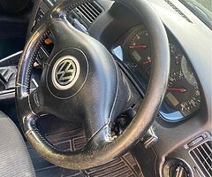 2003 Volkswagen Bora - Image 9/10