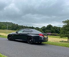 2012 BMW Series 5 - Image 4/10