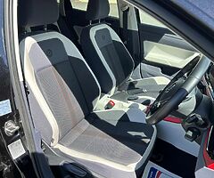 2019 Volkswagen Polo - Image 8/10