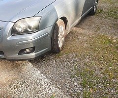 2008 Avensis 1.6Nct Oct 22 €1495 - Image 4/5