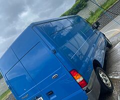 04 ford transit 90 T280