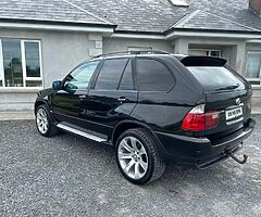 BMW X5 Commercial