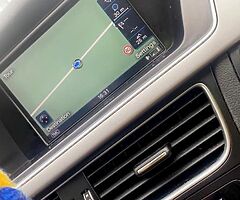 Audi A4 Black Edition Technik - Image 7/10