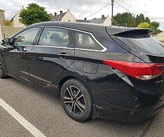 Premium i40 Hyundai Estate - Image 3/8