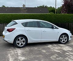 2013 Vauxhall Astra