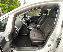2013 Vauxhall Astra - Image 6/10