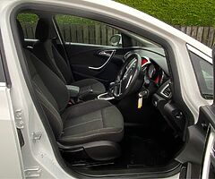 2013 Vauxhall Astra - Image 7/10
