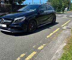 Mercedes A45 AMG